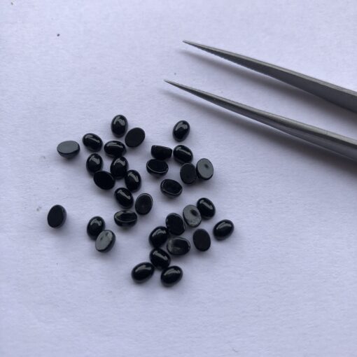 6x4mm Natural Black Onyx Smooth Oval Cabochon