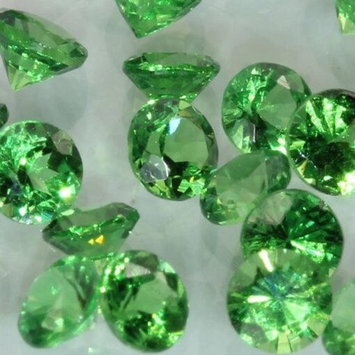 5mm green garnet round cut