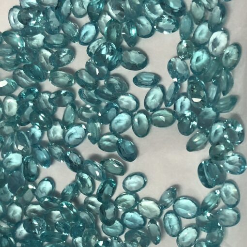 6x8mm blue apatite oval cut