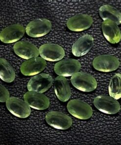 6x8mm prehnite oval cut