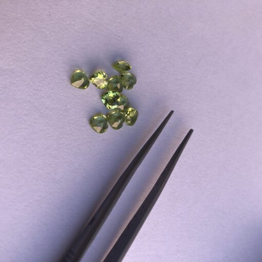 5mm peridot heart cut