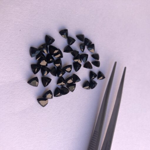 5mm black onyx trillion cut