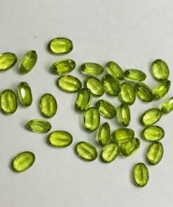 9x7mm peridot oval cut