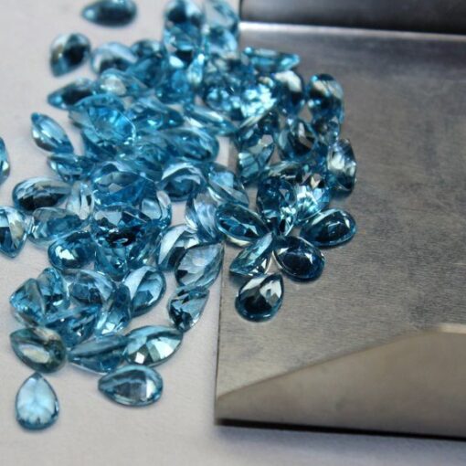 9x7mm Natural Swiss Blue Topaz Faceted Pear Cut Gemstone