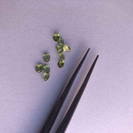 4x5mm peridot oval cut