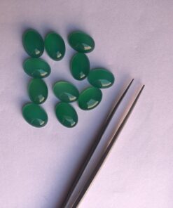 9x7mm Natural Green Onyx Smooth Oval Cabochon