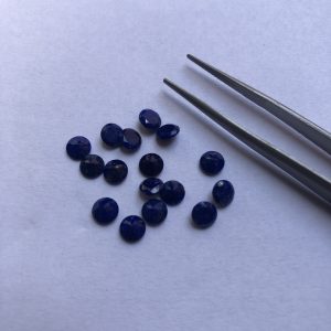 lapis lazuli gemstone