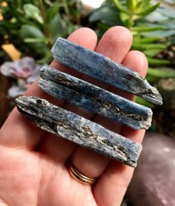 indigo kyanite